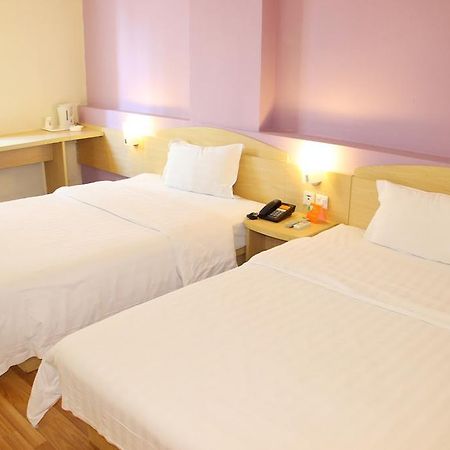 7Days Inn Chongqing Nanping Pedestrian Street Extérieur photo