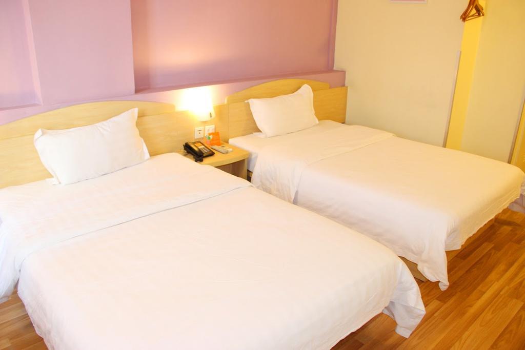 7Days Inn Chongqing Nanping Pedestrian Street Extérieur photo